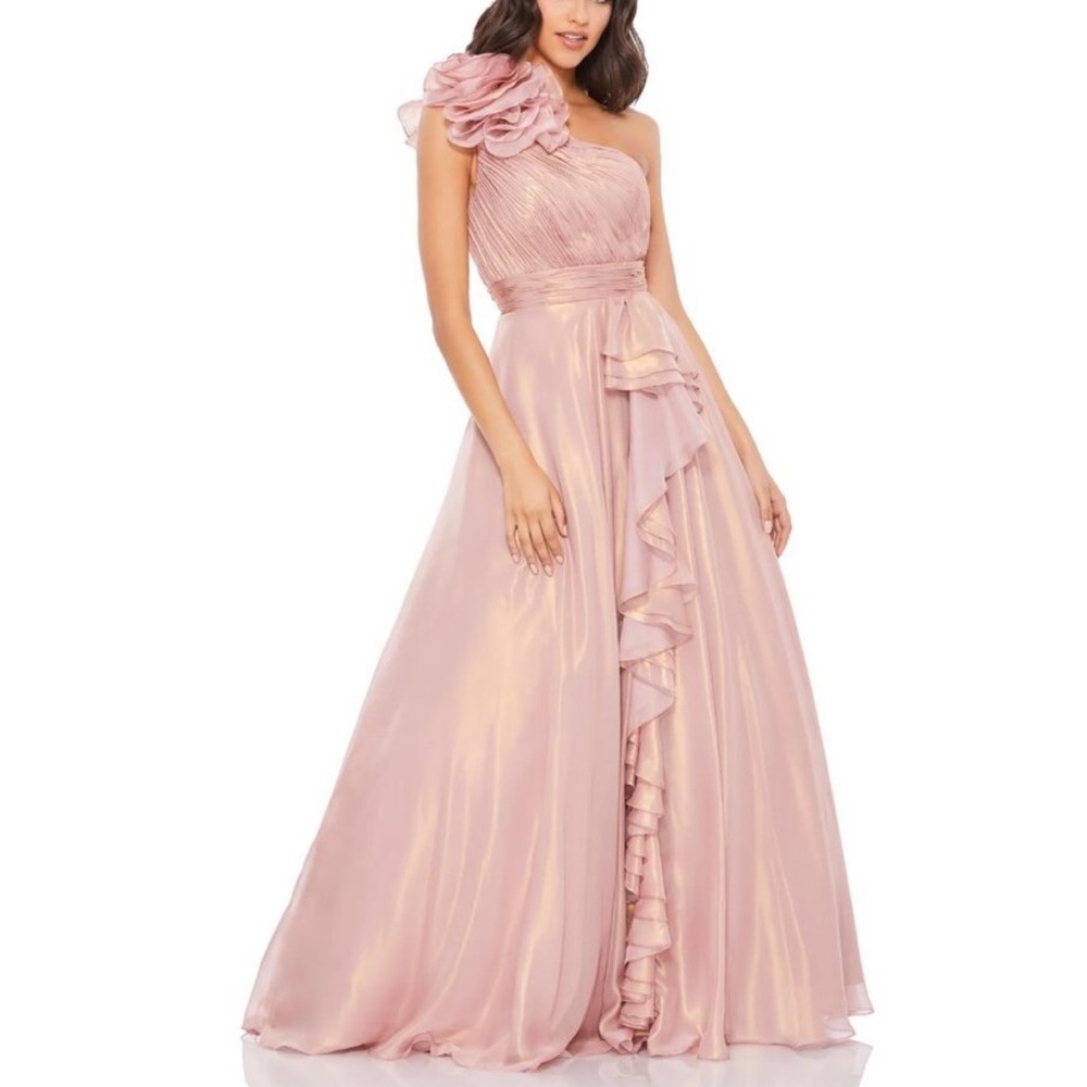 Mac Duggal Pink Iridescent One Shoulder Rosette Ball Gown Pink Rose Gold Size 12 - Picture 5 of 12